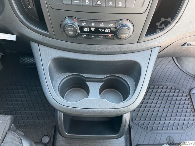 Minibuss Mercedes-Benz Vito 119 CDI 4x4 Mixto XL LED Standh. AHK Kamera