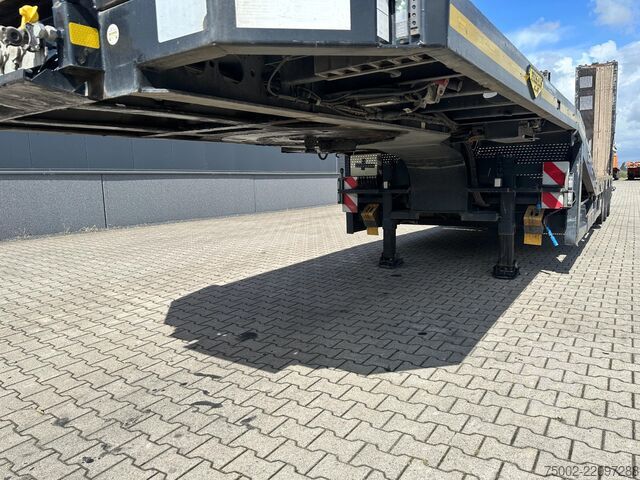 Semi-lavlader Broshuis 3ABSD Lowloader 3-axle / GVW: 59.000kg / Neck: ...