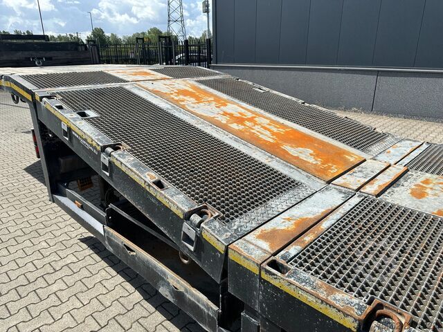 Semi-lavlader Broshuis 3ABSD Lowloader 3-axle / GVW: 59.000kg / Neck: ...