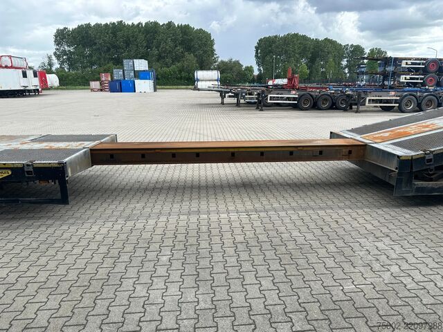 Semi-lavlader Broshuis 3ABSD Lowloader 3-axle / GVW: 59.000kg / Neck: ...