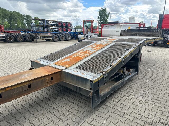Semi-lavlader Broshuis 3ABSD Lowloader 3-axle / GVW: 59.000kg / Neck: ...