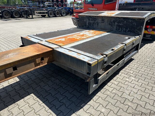 Semi-lavlader Broshuis 3ABSD Lowloader 3-axle / GVW: 59.000kg / Neck: ...