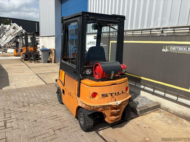 VS-22917 empilhador triplex a GPL Still R70-16T STILL R70-16T