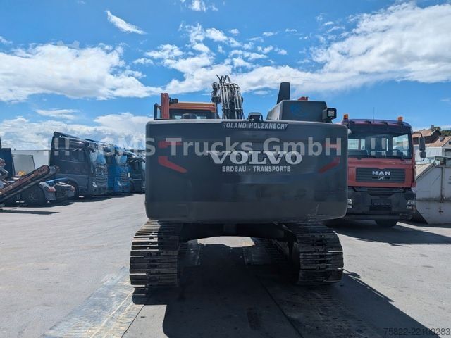 Rupsgraver VOLVO EC 220 / SW + 2 Löffel
