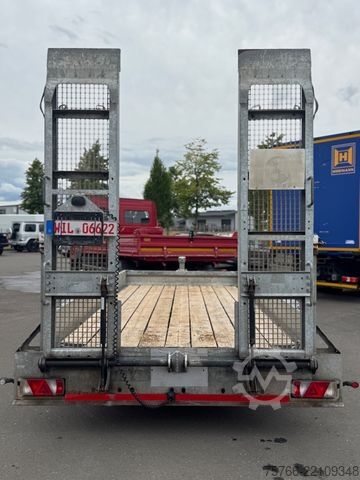 Alacsony rakodószintű pótkocsi HUMBAUR B3AB, VERZINKT, RAMPEN,  7.580 KG  NUTZLAST