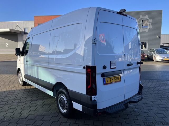 Furgon blaszak Renault MASTER L2H2 130 PK NIEUW MODEL / AIRCO / MULTIM...