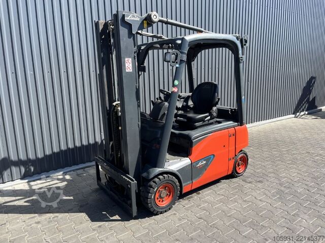 Stivuitor electric cu 4 roți Linde E16P-02