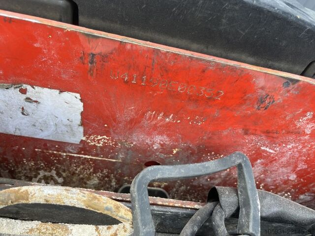 Vontatási traktor Linde P30C