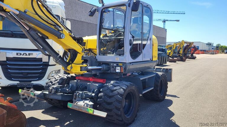 Pelle sur roues WACKER NEUSON EW100