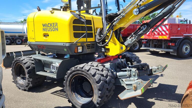 Pelle sur roues WACKER NEUSON EW100