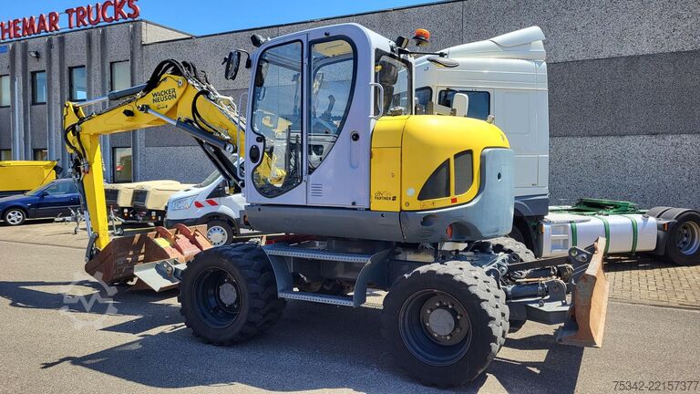 Pelle sur roues WACKER NEUSON EW100
