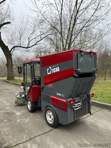 Openbaar nutsvoertuig TICAB Universal Municipal Street Sweeper