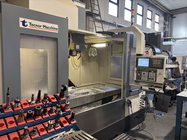 Függőleges megmunkáló központ Akira Seiki V 5.5 XP