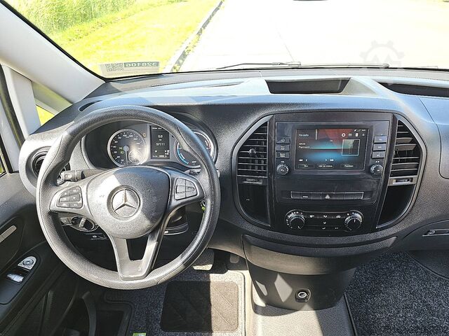 Karavan sa visokim krovom MERCEDES-BENZ EVITO 66Kwh Wltp 292 kms
