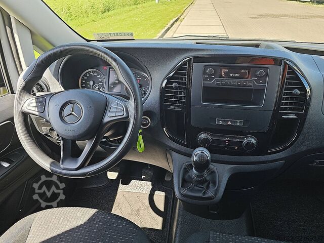 Karavan sa visokim krovom MERCEDES-BENZ VITO 114 L2 Euro6 Airco 136Pk