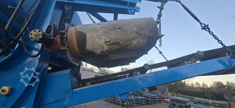 Prallbrecher auf Kettenfahrwerk Terex Pegson Trakpactor 428