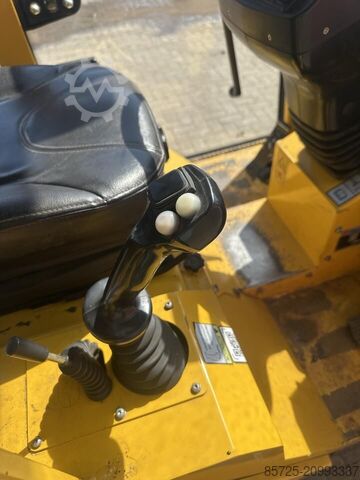 Lader Eurotrac W13 CF