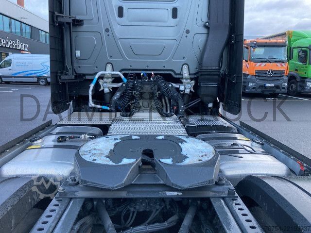 Trattore stradale standard Mercedes-Benz Actros 1851 LS SoloStar Retarder Standklima