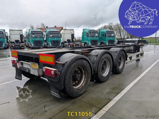 Containervervoer Turbos Hoet Tank chassis Gooseneck