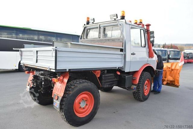 Tegljač MERCEDES-BENZ Unimog 424 / Multicar / Xylon