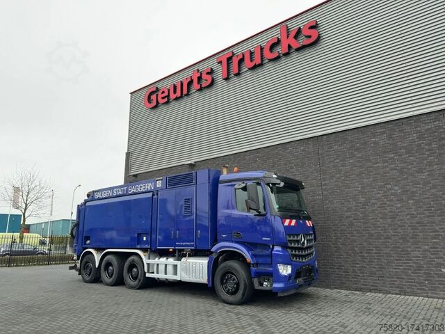 Zuigvoertuig Mercedes-Benz Arocs 3251 8X4 RSP ESE 6 RD 8000 SAUGBAGGER/SUC...