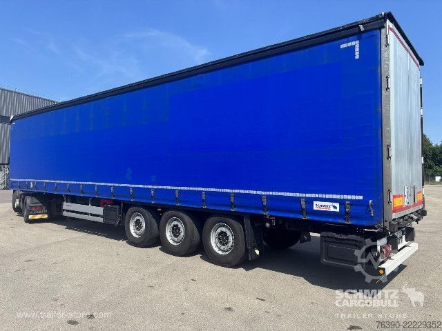 Öppen semitrailer med kapell Schmitz Cargobull Semitrailer Curtainsider Standard