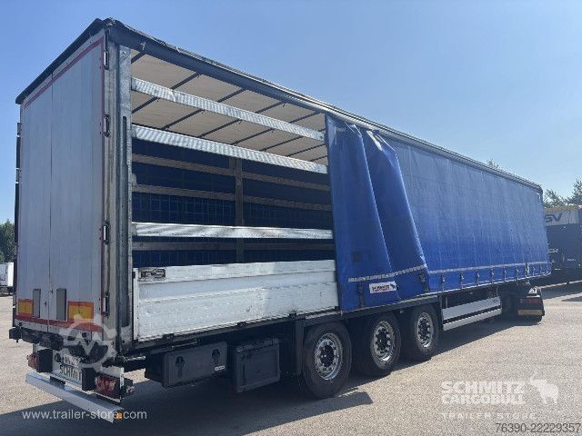 Öppen semitrailer med kapell Schmitz Cargobull Semitrailer Curtainsider Standard