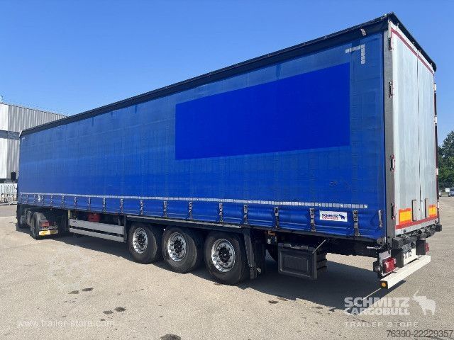 Öppen semitrailer med kapell Schmitz Cargobull Semitrailer Curtainsider Standard