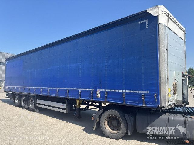 Öppen semitrailer med kapell Schmitz Cargobull Semitrailer Curtainsider Standard
