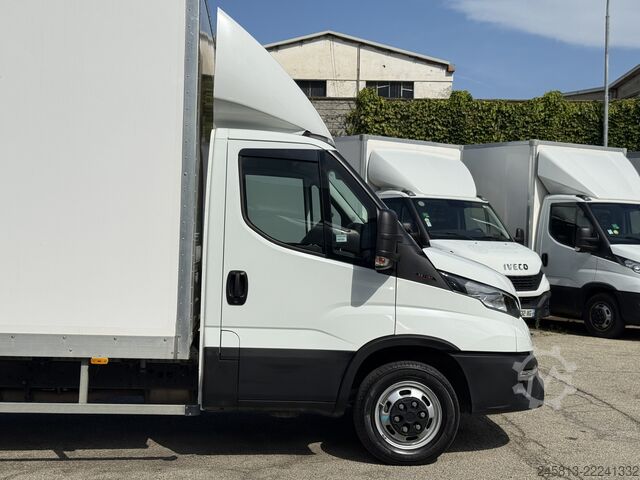 Furgoneta caja Iveco daily 35-160