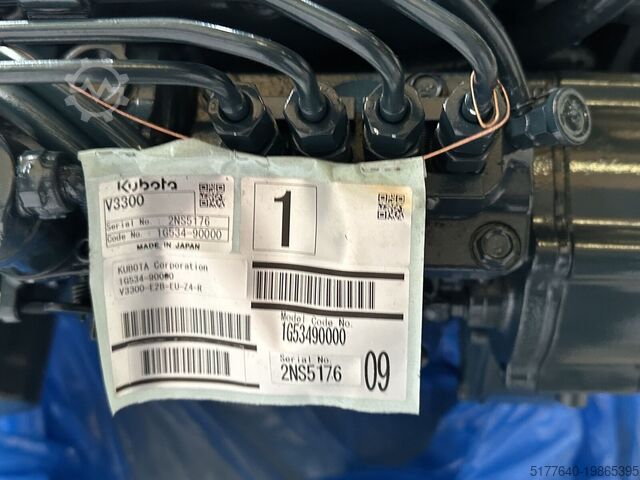 Motor Kubota V3300