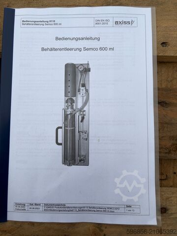 Apparaat voor het legen van SEMCO 600 ml cartridges / containers – as Urządzenie do opróżniania kartuszy / pojemników SEMCO 600 ml – axiss Urządzenie do opróżniania kartuszy / pojemników SEMCO 600 ml – axiss