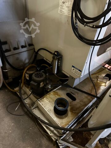 Verticale bewerkingscentrum HAAS VF-4 BHE   40 ATC