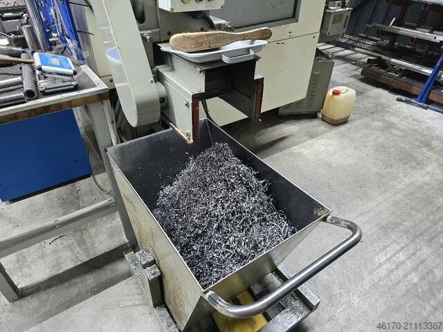 Centro de maquinação vertical Victor V Center 125