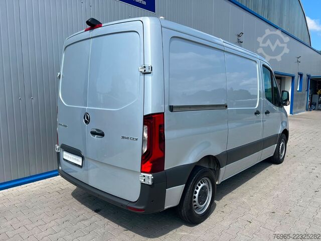 Fourgon tôlé MERCEDES-BENZ Sprinter 314 AUTOMATIK NAVI DISTRONIC KAMERA LED