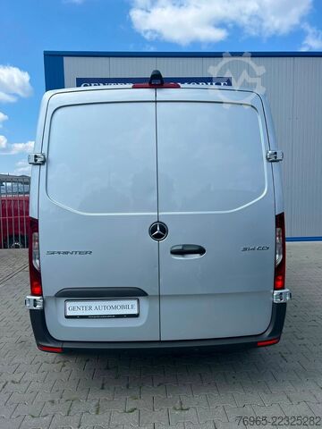 Fourgon tôlé MERCEDES-BENZ Sprinter 314 AUTOMATIK NAVI DISTRONIC KAMERA LED