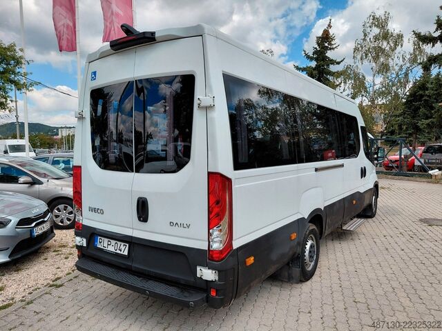 Minibus IVECO Daily Kasten 35S15