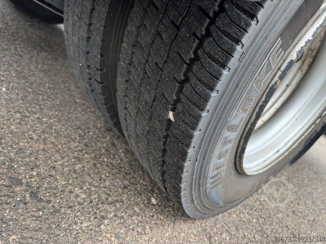 Plachtová dodávka IVECO ML75E21/P ¤6D Klima Schiebeplane links Kamera