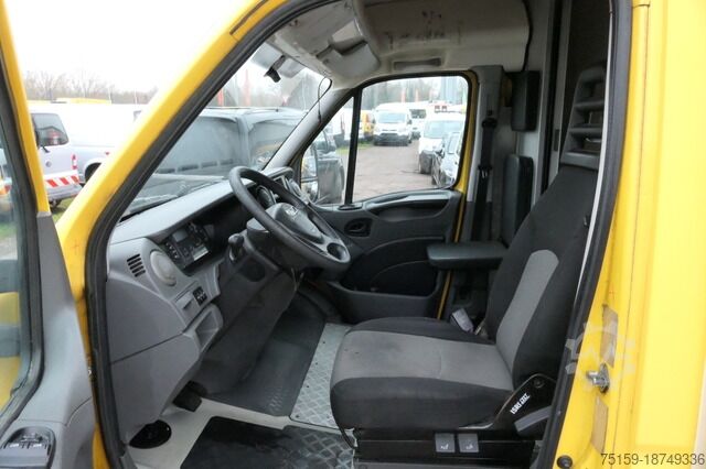 Furgon skrzyniowy iveco Daily 35 S11 C30C AUTOMATIK Regale LUFT - EURO 5 - CoC