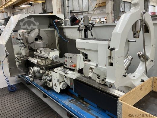 Centrale draaibank POREBA TRP 110 / 2000