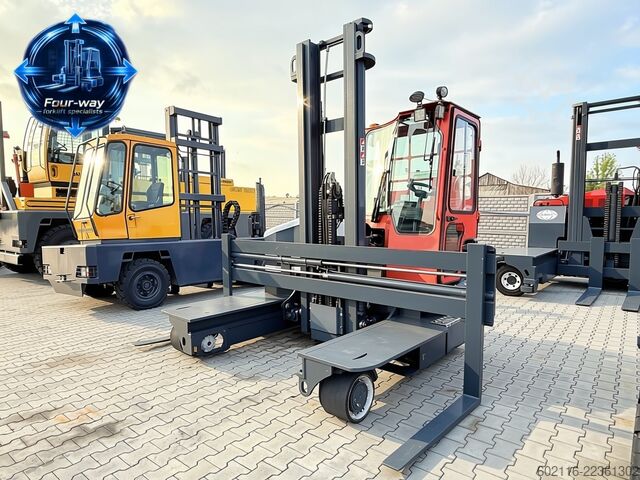 Vierwegvorkheftruck Combilift C3000ET DUPLEX 4850 WIDE FORK POSITIONER