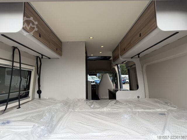 Camper van BÜRSTNER B66 C 600 Schlafdach / Automatik