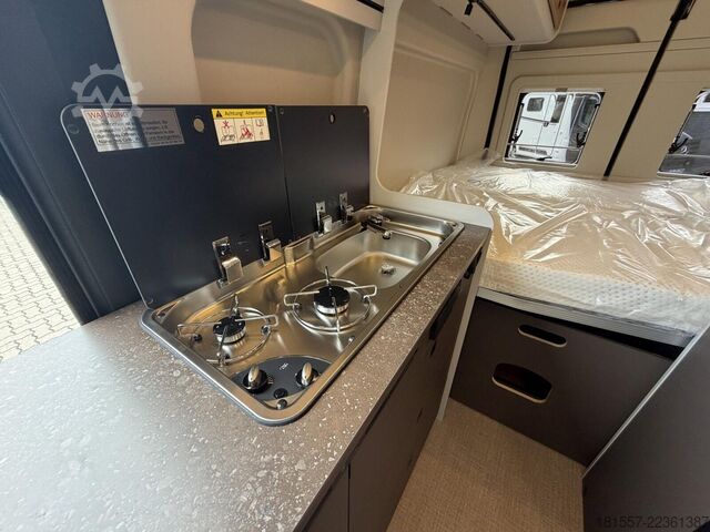 Camper van BÜRSTNER B66 C 600 Schlafdach / Automatik