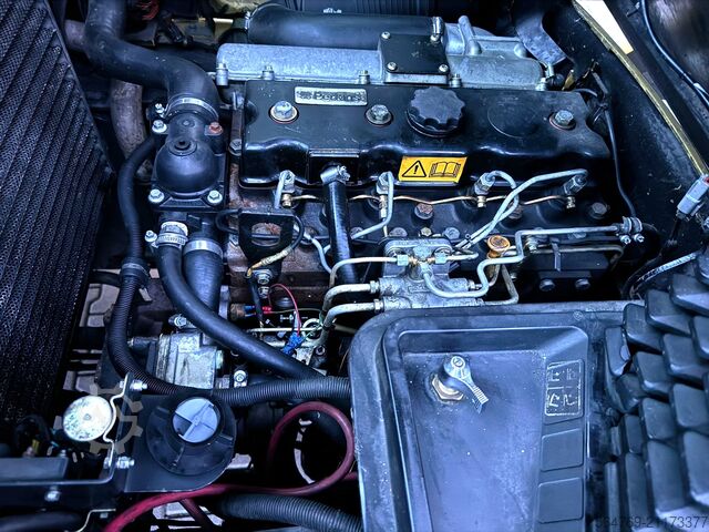 Carretilla elevadora de 4 ruedas Hyster H 5.5 XM // Full cabin // Only 6089 hour