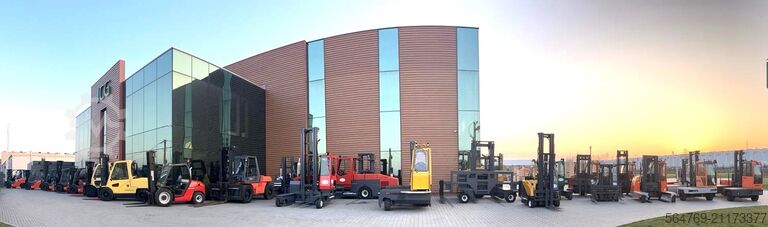 Carretilla elevadora de 4 ruedas Hyster H 5.5 XM // Full cabin // Only 6089 hour