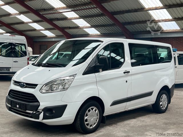 Minibus FORD Transit Custom 2.0 TdCi L1H1 9Sitze Motor Defect