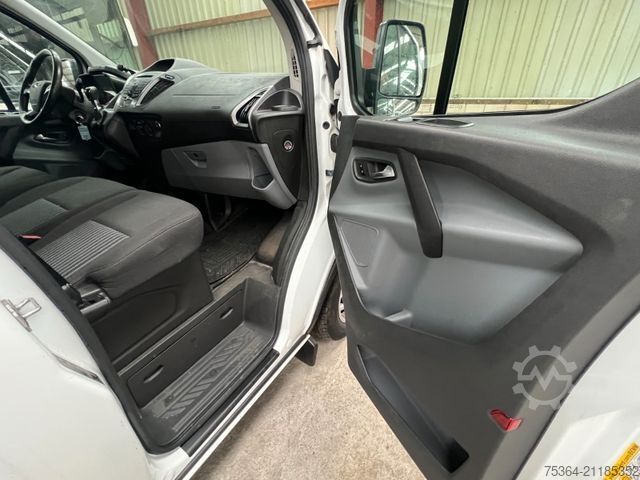 Minibus FORD Transit Custom 2.0 TdCi L1H1 9Sitze Motor Defect