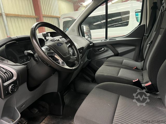 Minibus FORD Transit Custom 2.0 TdCi L1H1 9Sitze Motor Defect
