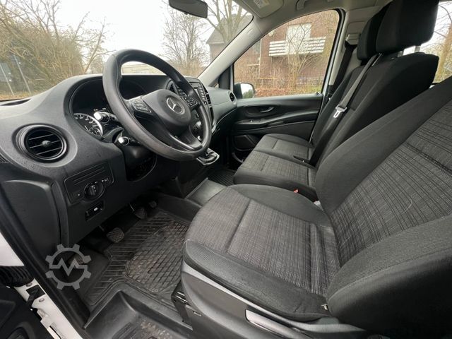 Minibus MERCEDES-BENZ Vito 111 Cdi BlueTEC 9 Sitze Klima Navi Tempomat