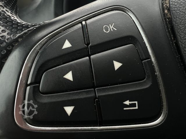 Minibus MERCEDES-BENZ Vito 111 Cdi BlueTEC 9 Sitze Klima Navi Tempomat